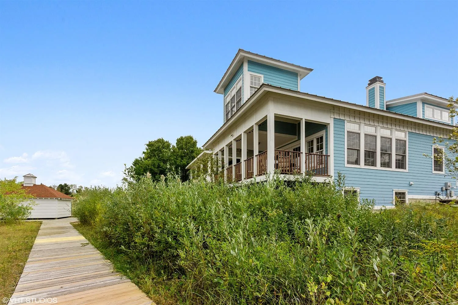 326 Beachwalk Ln photo 1