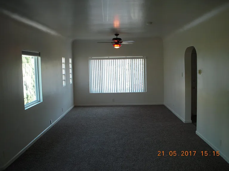 1735 E 2nd St #A — Photo 1