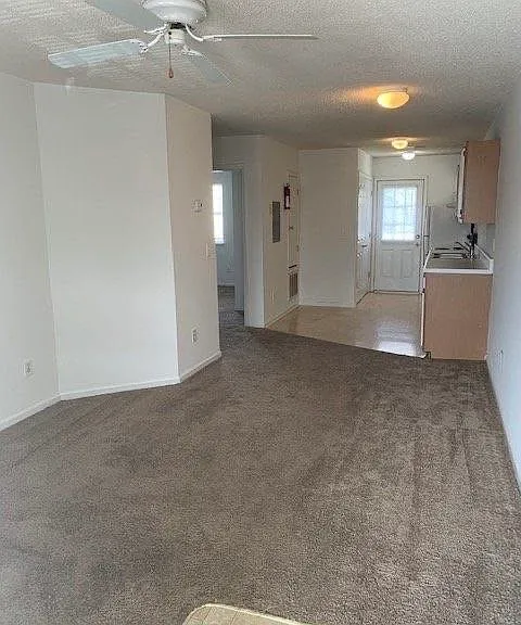 2001 Tower Pl #C — Photo 4