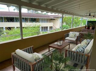 30 Park Dr APT 16, Bal Harbour, FL 33154