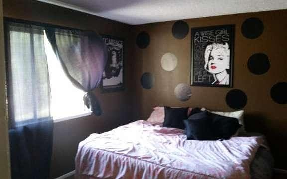 4th image of 2604 N Victoria Ave