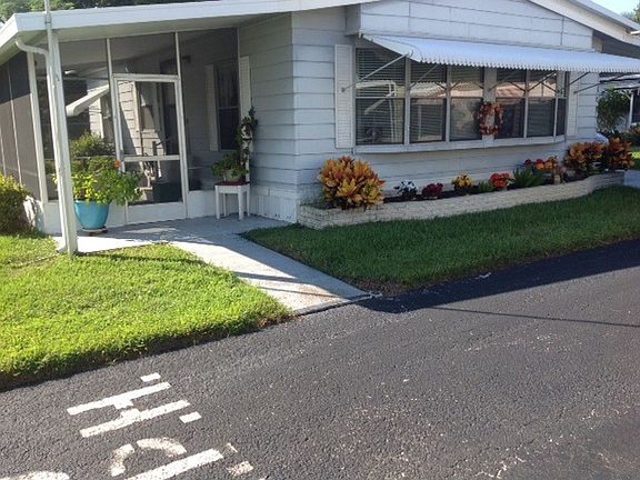 3rd image of 103 Travel Ln