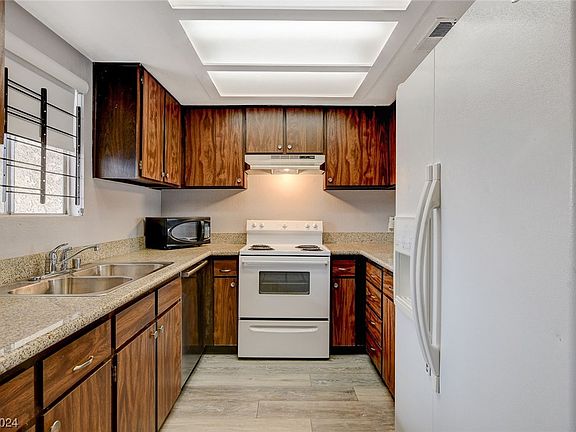 4th image of 1712 Jupiter Ct APT D