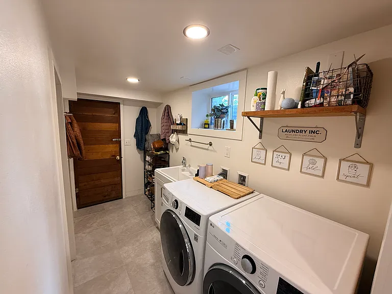 4146 46th Ave SW — Photo 29