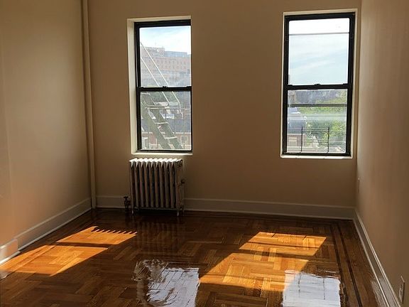 4th image of 4165 75th St APT 2D