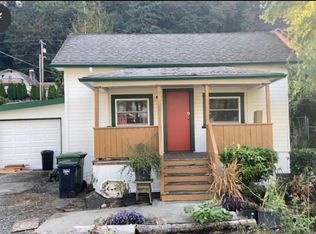 1104 W B St, Rainier, OR 97048