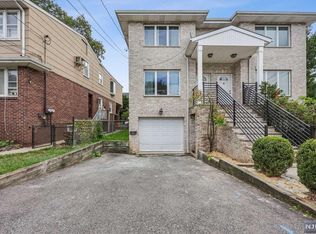 2408 5th St #B, Fort Lee, NJ 07024