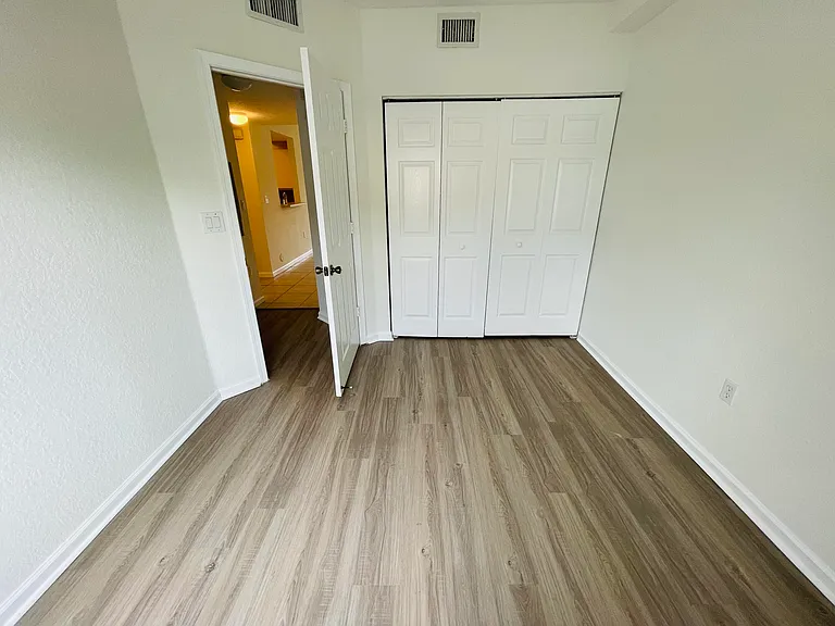 1055 Golden Lakes Blvd #212 — Photo 16