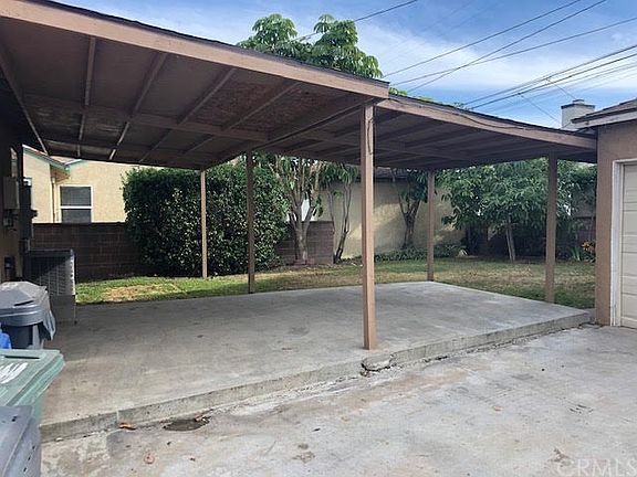 4th image of 5033 Faust Ave