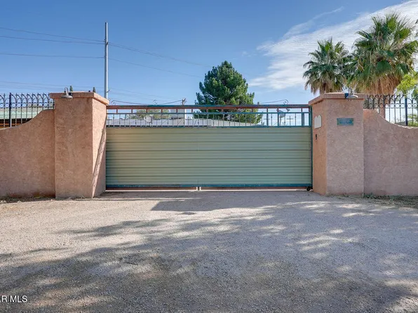 12901 Camino Barrial Rd, San Elizario, TX 79849