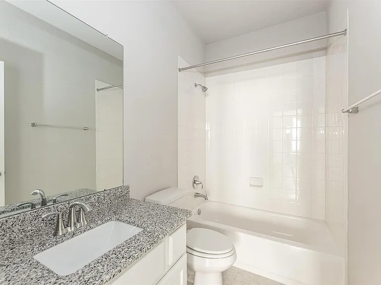 15211 Stuart Bat Cave Ln — Photo 20