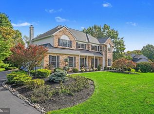 1075 Carriage Ln, Blue Bell, PA 19422
