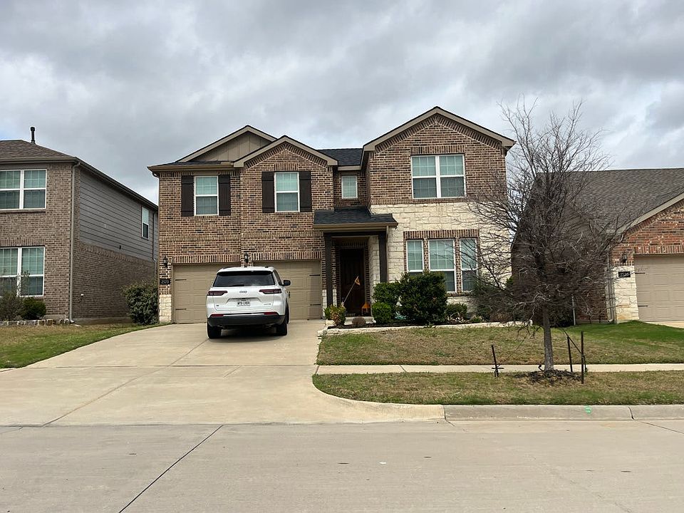 1st image of 2520 Candle Ln