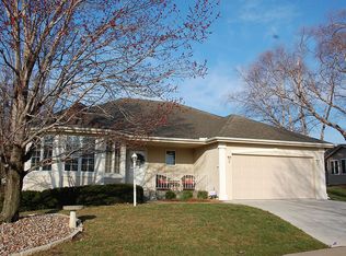 2413 SW Camelot Pl, Topeka, KS 66614
