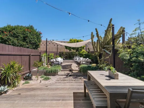 2467 Caminito Ocean Cv, Cardiff, CA 92007