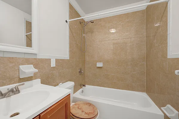 Rented by Keystone Realty USA Corp | media 10