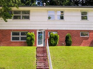 1476 Eastern Ave, Morgantown, WV 26505