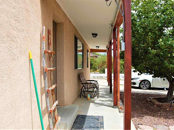 3rd image of 1726 Camino Del Sol