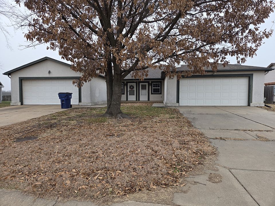 1st image of 204 E Eagle Watch St