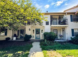 5819 E Rexford Dr, Springfield, VA 22152