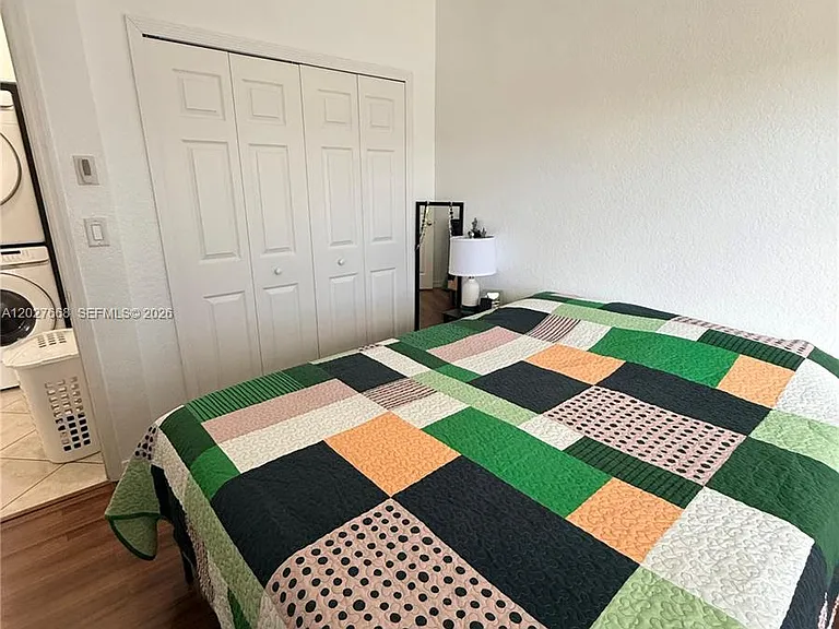 340 E 5th St #202 — Photo 34