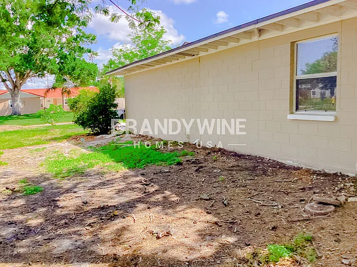 7236 Darien Way — Photo 20