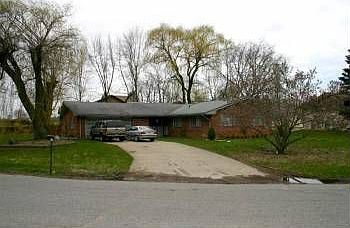 1st image of 4840 E Hillcrest Dr