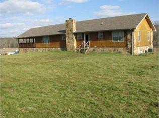 1085 Edwards Rd, Crab Orchard, KY 40419