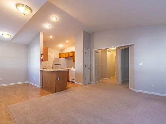 2nd image of 3873-3873 S Cramer Cir #3879