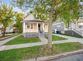 1633 Hopkins Ave, Lakewood, OH 44107