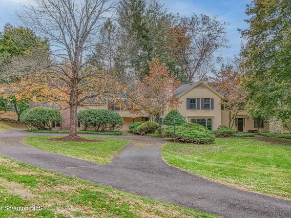 28 Church Hill Rd, Dalton, PA 18414