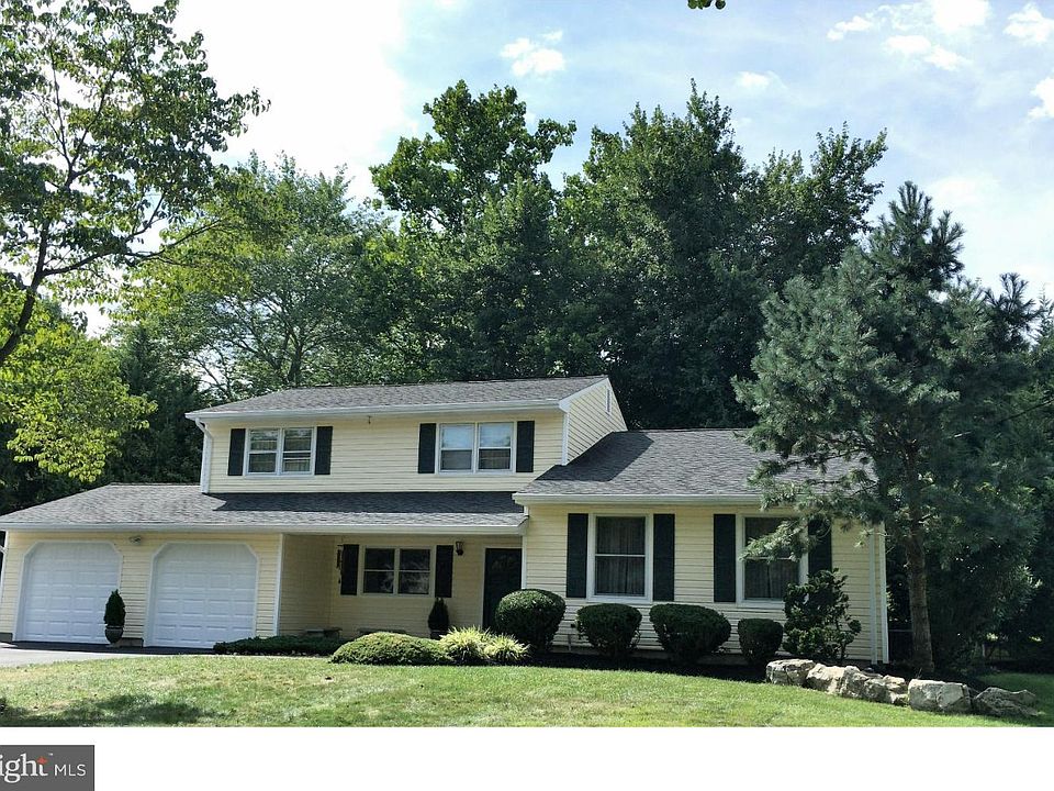 1st image of 154 Oak Ln