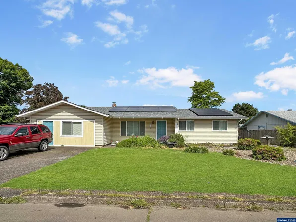 718 Apache Ct SE, Salem, OR 97317