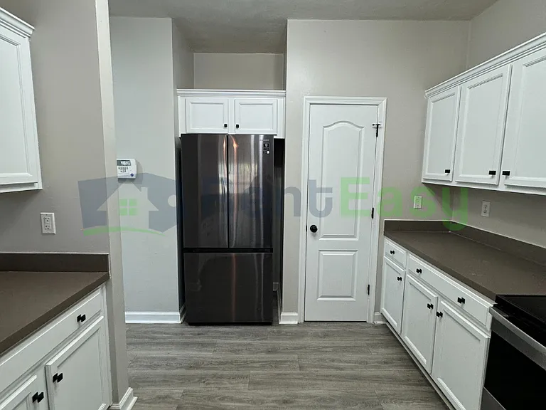 5208 Pirata Pl — Photo 9