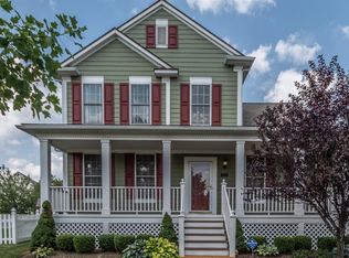 43142 Alcott Cir, Novi, MI
