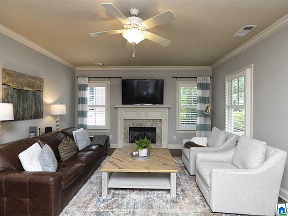 4th image of 3647 Village Center Ln