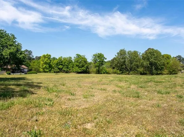 3131 Langley Rd, Loganville, GA 30052