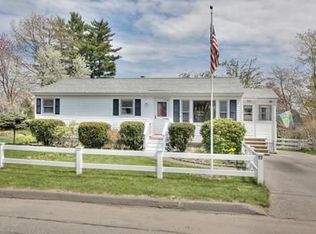 61 Pinehurst Ave, Methuen, MA 01844