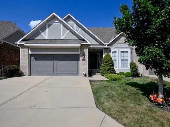 6406 W 134th Ter, Overland Park, KS 66209