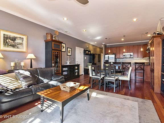 5th image of 1834 W Foster Ave #3E
