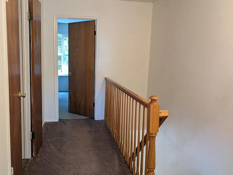 44 W Constitution Dr — Photo 4
