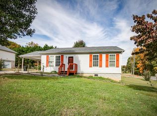 500 Old Village Ct, Church Hill, TN 37642