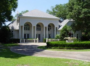 6401 Raintree Rd, Fairhope, AL 36532