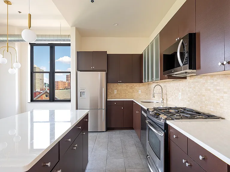 232 Pavonia Ave #717 — Photo 4