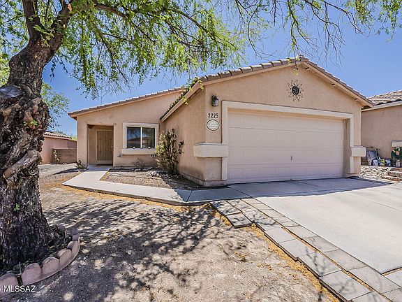 3rd image of 2225 W Burlwood Way
