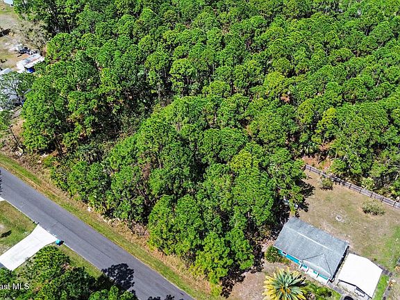 5th image of 341 Danis Rd SW