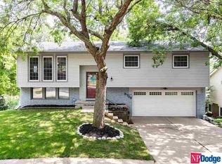 5729 N 115th Cir, Omaha, NE 68164