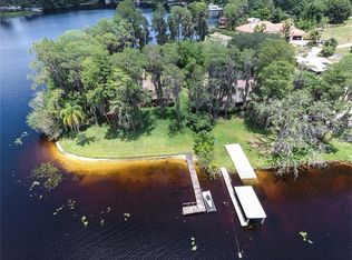 9520 Colony Dr, Odessa, FL 33556