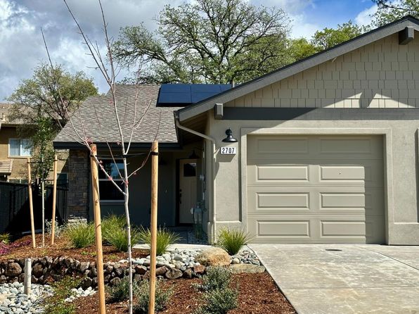 2707 Commons Pl, Auburn, CA 95603