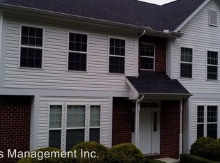 104 Lakeview Ct, Mars, PA 16046